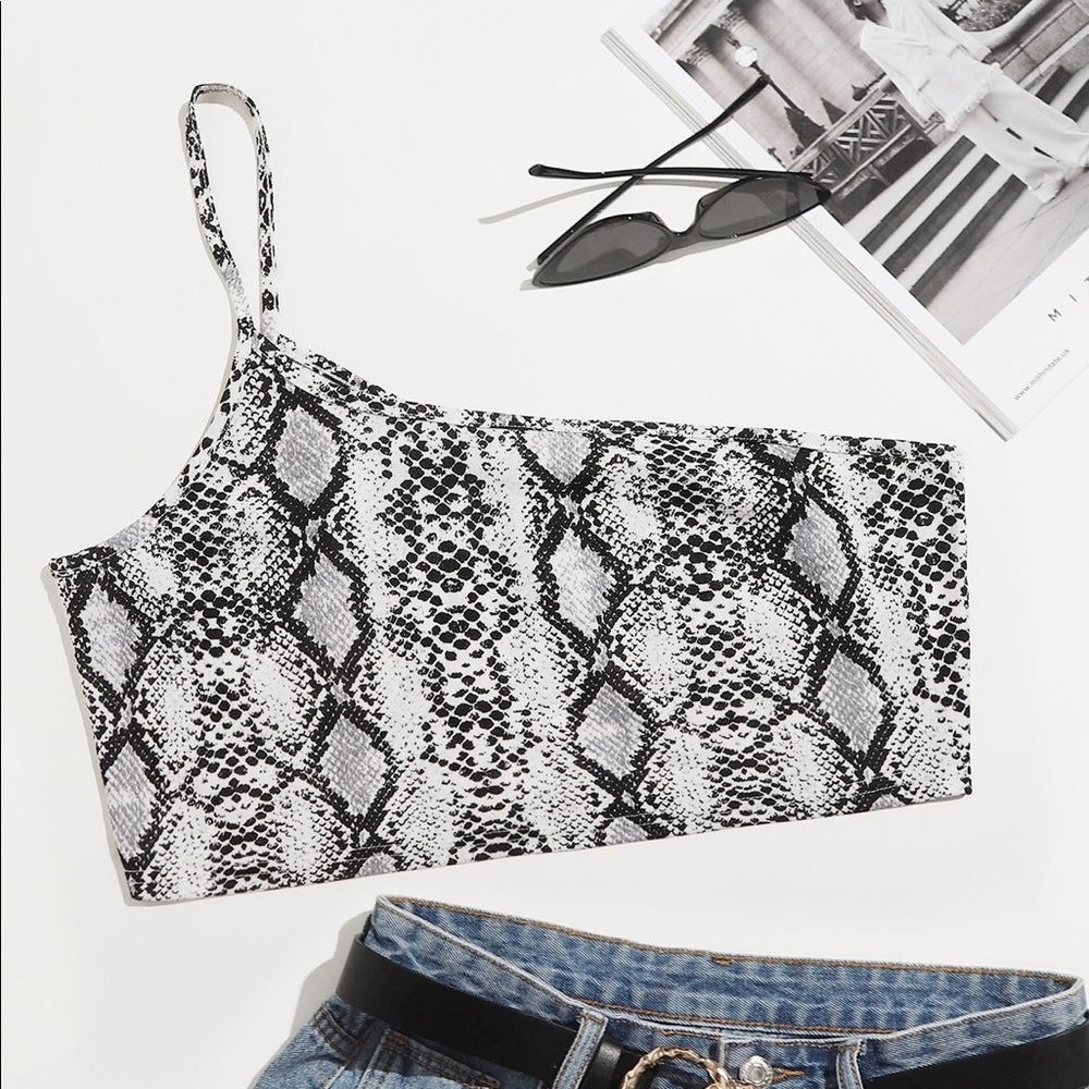 Plus snakeskin print one shoulder top